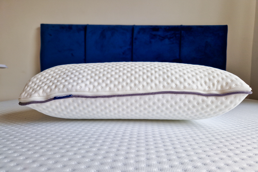 Emma original memory foam pillow
